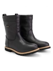 TRAVELIN' Skórzane botki "Alta" w kolorze czarnym rozmiar: 40. Czarne botki Travelin', bez wzorów, bez obcasa, bez zapięcia. Za 463.45 zł.