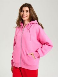 Bluza z kapturem - różowy. Czerwone bluzy Sinsay, l, bez wzorów, bez ramiączek, z kapturem. W wyprzedaży za 24.99 zł.