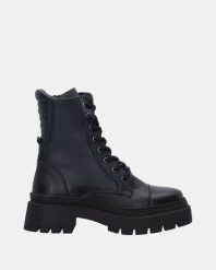 GRANATOWE WORKERY ZE SKÓRY NATURALNEJ B084 NAVY. Niebieskie botki Venezia, bez wzorów, ze skóry, bez obcasa, bez zapięcia. Za 339.00 zł.