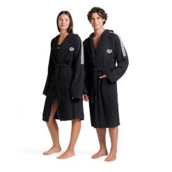 Szlafrok Arena Team Stripe Robe. Białe szlafroki damskie Arena, m, bez wzorów, bez ramiączek. Za 219.99 zł.