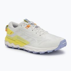 Buty do biegania damskie Mizuno Wave Daichi 7 Roxy. Białe buty do biegania Mizuno, bez wzorów, bez zapięcia, do biegania, mizuno wave. Za 279.99 zł.