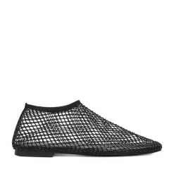 Baleriny Eva Minge. Czarne baleriny Eva Minge, bez wzorów, bez obcasa, bez zapięcia. Za 329.99 zł.