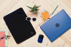 Etui HP Reversible Protective Blue Laptop Sleeve do notebooka 15,6" czarno-niebieskie 2F1X7AA. Czarne walizki Hewlett Packard. Za 71.99 zł.