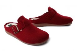 DR. BRINKMANN 320235-41 bordeaux, kapcie damskie. Czerwone kapcie Dr. Brinkmann, bez wzorów. Za 204.90 zł.