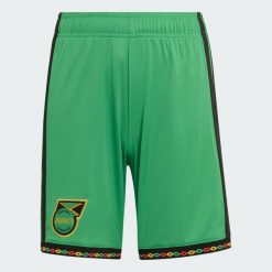 Dziecięce spodenki domowe Jamajka 26 x Bob Marley. Zielone szorty adidas, bez wzorów, sportowe. Za 179.00 zł.