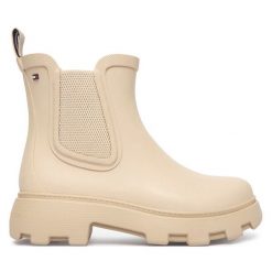 Kalosze Tommy Hilfiger. Brązowe kalosze Tommy Hilfiger, bez wzorów, bez zapięcia. Za 449.99 zł.