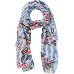 Szal w kwiaty bonprix niebiesko-biały. Szaliki i kominy marki bonprix. Za 37.99 zł.