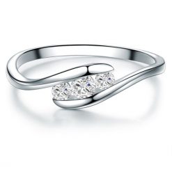 Trilani Srebrny pierścionek srebro wysokiej próby Topaz srebrny Pierścionki 1 ct Damski. Szare pierścionki Trilani, z topazem, srebrne. Za 479.99 zł.