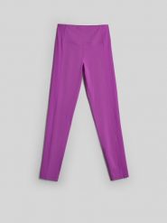 4F Legginsy do jogi szybkoschnące damskie - różowe XS. Czerwone legginsy 4f, bez wzorów, z materiału. Za 149.99 zł.