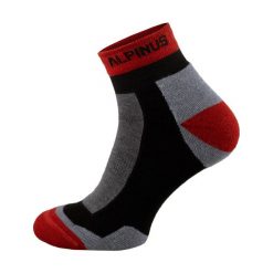 Skarpety trekkingowe Alpinus Sveg Low Merino. Czarne skarpetki Alpinus, bez wzorów, z materiału. Za 45.00 zł.