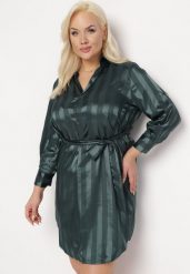 Zielona Koszulowa Satynowa Sukienka Mini w Paski Wiązana w Talii Vivanta. Zielone sukienki Born2be, xl, bez wzorów, z satyny, bez kołnierzyka, bez ramiączek, mini, koszulowe. W wyprzedaży za 63.74 zł.