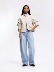 Sztruksowa kurtka oversize - kremowy. Białe kurtki Reserved, l, bez wzorów, z bawełny, bez kaptura. Za 159.99 zł.