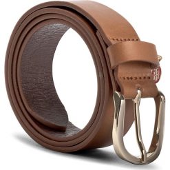 Pasek Damski TOMMY HILFIGER - Th Coin Charm Belt 3.0 AW0AW05370 75 901. Brązowe paski marki Tommy Hilfiger, w paski, ze skóry. W wyprzedaży za 169.00 zł.