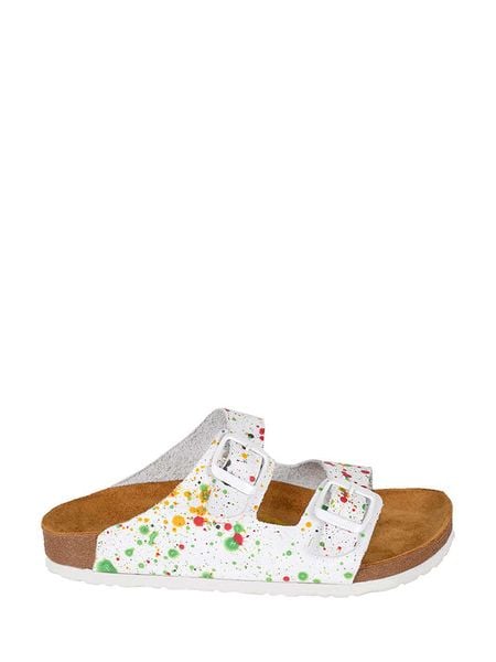 Moosefield Skórzane klapki w kolorze białym ze wzorem rozmiar: 39. Białe klapki Moosefield, bez wzorów, ze skóry, klasyczne, z otwartym noskiem, bez obcasa, bez zapięcia. Za 128.45 zł.