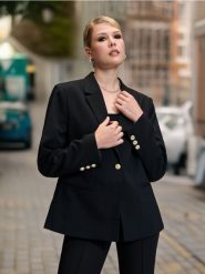 Marynarka jednorzędowa - czarny. Czarne marynarki i żakiety Sinsay, l, bez wzorów, bez ramiączek. Za 69.99 zł.
