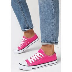 Fuksjowe Trampki Thevenet. Czerwone trampki Born2be, bez wzorów, z materiału, klasyczne, bez zapięcia. W wyprzedaży za 48.99 zł.