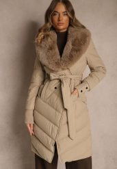 Beżowa Pikowana Kurtka o Eleganckim Kroju z Futerkiem i Wiązanym Paskiem Galinessa. Brązowe kurtki Renee, na zimę, l, bez wzorów, z dzianiny, eleganckie, bez kaptura. Za 249.99 zł.