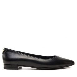 Baleriny Ryłko. Czarne baleriny Ryłko, bez wzorów, bez obcasa, bez zapięcia. Za 339.99 zł.