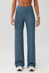 Damskie legginsy sportowe fitness Rough Radical Aven Long. Niebieskie legginsy sportowe ROUGH RADICAL, l, bez wzorów, z dzianiny, z podwyższonym stanem, na fitness i siłownię. Za 189.90 zł.