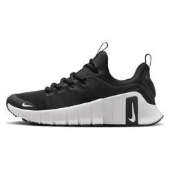 Buty do biegania damskie Nike Free Metcon 6. Czarne buty do biegania Nike, bez wzorów, z materiału, bez zapięcia, do biegania. Za 504.00 zł.