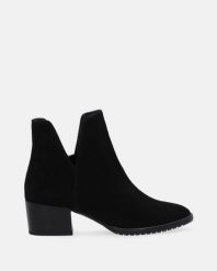 CZARNE SZTYBLETY Z ZAMSZU 4130 CAMO NERO. Czarne botki Venezia, bez wzorów, ze skóry, bez obcasa, bez zapięcia. Za 319.00 zł.