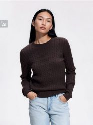 Sweter z domieszką wiskozy - brązowy. Brązowe swetry Reserved, l, bez wzorów, z dzianiny, bez ramiączek. Za 99.99 zł.