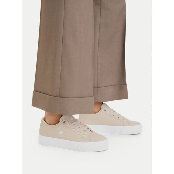 Tenisówki Beverly Hills Polo Club. Brązowe trampki Beverly Hills Polo Club, bez wzorów, bez zapięcia. Za 179.99 zł.