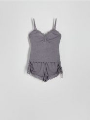 Dwuczęściowa piżama - ciemnoszary. Szare piżamy Reserved, l, bez wzorów, z tkaniny, bez kołnierzyka, bez ramiączek. W wyprzedaży za 49.99 zł.