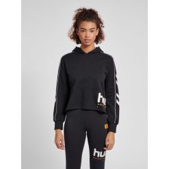 Damska bluza z kapturem crop Hummel LGC Yoko. Czarne bluzy Hummel, xs, bez wzorów, z dresówki, z kapturem, na fitness i siłownię. Za 259.00 zł.