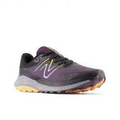Buty do biegania damskie New Balance WTNTRMP5. Fioletowe buty do biegania New Balance, bez wzorów, z materiału, bez zapięcia, do biegania. Za 641.00 zł.