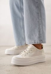 Beżowe Trampki na Grubej Podeszwie z Ażurową Cholewką Nalivera. Brązowe trampki Born2be, w ażurowe wzory, z jeansu, rockowe, bez zapięcia. Za 79.99 zł.