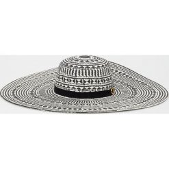Twinset kapelusz kolor biały. Białe kapelusze Twinset, bez wzorów. W wyprzedaży za 389.99 zł.
