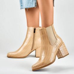 Botki damskie sztyblety na słupku kroko beżowe 260038BE-XC. Brązowe botki marka niezdefiniowana, bez wzorów, bez obcasa, na obcasie, bez zapięcia. Za 167.99 zł.