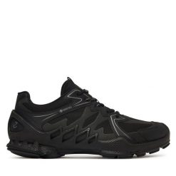 Trekkingi ECCO. Czarne buty trekkingowe ECCO, bez wzorów, z gore-texu, bez zapięcia, trekkingowe, gore-tex. Za 799.99 zł.