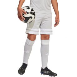 Spodenki dla dzieci adidas Squadra 25. Białe szorty adidas, bez wzorów, z materiału, sportowe. Za 62.00 zł.