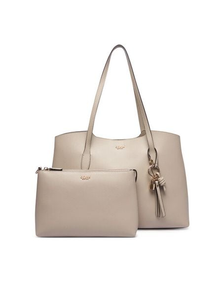 Guess Torebka HWBG97 35230 Beżowy jasny. Brązowe shopper bag Guess, z aplikacjami, ze skóry, bez dodatków. Za 634.99 zł.