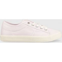 Gant tenisówki Pinestreet 24538723.G594 damskie kolor fioletowy. Fioletowe trampki Gant, bez wzorów, z gumy, bez zapięcia. W wyprzedaży za 234.99 zł.