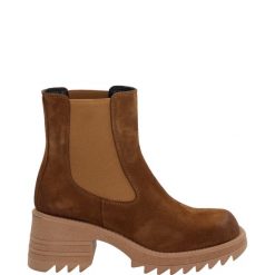 ZAMSZOWE SZTYBLETY 14402 CROST TOST. Botki Venezia, bez wzorów, ze skóry, bez obcasa, bez zapięcia. Za 279.00 zł.