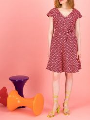 Blutsgeschwister Sukienka "True Love Hourglass" w kolorze czerwonym rozmiar: XL. Czerwone sukienki Blutsgeschwister, xl, bez wzorów, z bawełny, bez kołnierzyka, bez ramiączek, mini, rozkloszowane. Za 180.91 zł.