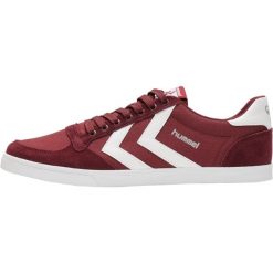 Buty sportowe dla dorosłych Hummel Slimmer stadil. Białe buty sportowe lifestyle Hummel, bez wzorów, sportowe, bez zapięcia. Za 288.00 zł.