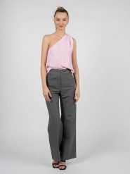 Patrizia Pepe Top | 2C1332 A050 | Kobieta | Różowy. Czerwone topy Patrizia Pepe, bez wzorów, z wiskozy, bez kołnierzyka, bez ramiączek. W wyprzedaży za 239.00 zł.