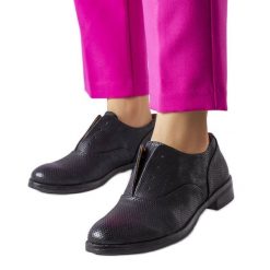 Czarne półbuty LS5379 Black. Czarne półbuty wsuwane bez wzorów, bez obcasa. Za 73.16 zł.