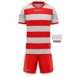 Komplet treningowy rugby - koszulka i spodenki, 100% poliester. Czerwone szorty sportowe Givova, bez wzorów, z materiału, na fitness i siłownię. Za 107.91 zł.