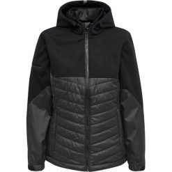 Kurtka damska Hummel North Hybrid. Czarne kurtki przejściowe sportowe Hummel, na jesień, xl, bez wzorów, z materiału, z kapturem, outdoorowe. Za 371.10 zł.