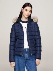 TOMMY JEANS Kurtka zimowa w kolorze granatowym rozmiar: XL. Niebieskie kurtki Tommy Jeans, na zimę, xl, bez wzorów, z jeansu, bez kaptura. Za 704.45 zł.
