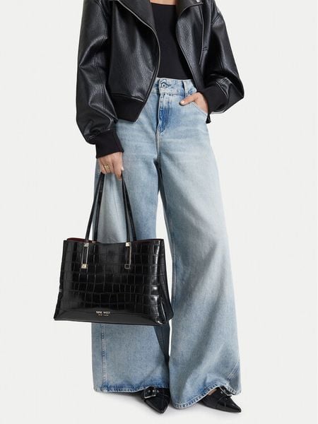 Nine West Torebka CEO-BROOME EDITION-LDA9533 Czarny. Czarne torebki klasyczne Nine West, bez wzorów, bez dodatków. Za 329.99 zł.