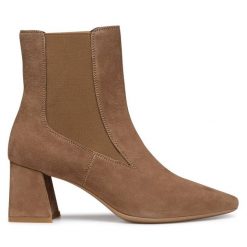 Botki Geox. Brązowe botki Geox, bez wzorów, bez obcasa, na słupku, bez zapięcia. Za 349.99 zł.