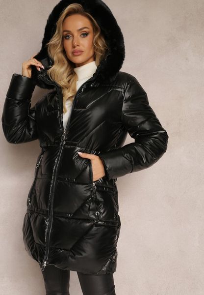Czarna Kurtka Pikowana z Futerkiem i Kapturem Asmina. Czarne kurtki Renee, l, bez wzorów, z jeansu, eleganckie. Za 229.99 zł.