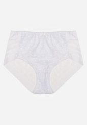 Białe Majtki Figi z Wysokim Stanem Zdobione Koronką i Siateczką Helieth. Białe figi Born2be, z aplikacjami, z koronki, z podwyższonym stanem. Za 19.99 zł.