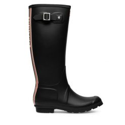 Kalosze Hunter. Czarne kalosze Hunter, bez wzorów, bez zapięcia. Za 299.99 zł.